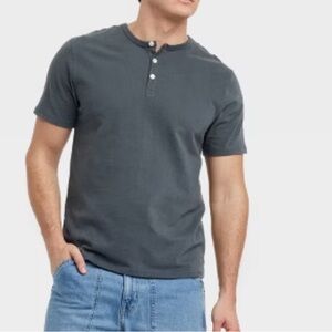 Goodfellow Men's Short Sleeve Henley Shirt in Charcoal